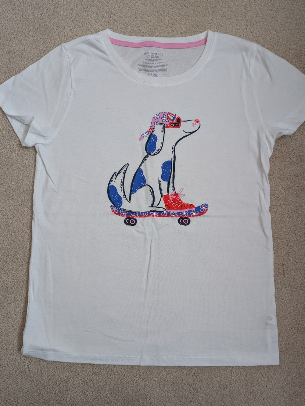 Epic Threads NWOT T-Shirt, Dog On A Skateboard motif